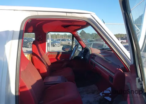 1992 Ford F150 из США, поврежденный, VIN 1FTEX15N2NKB33124